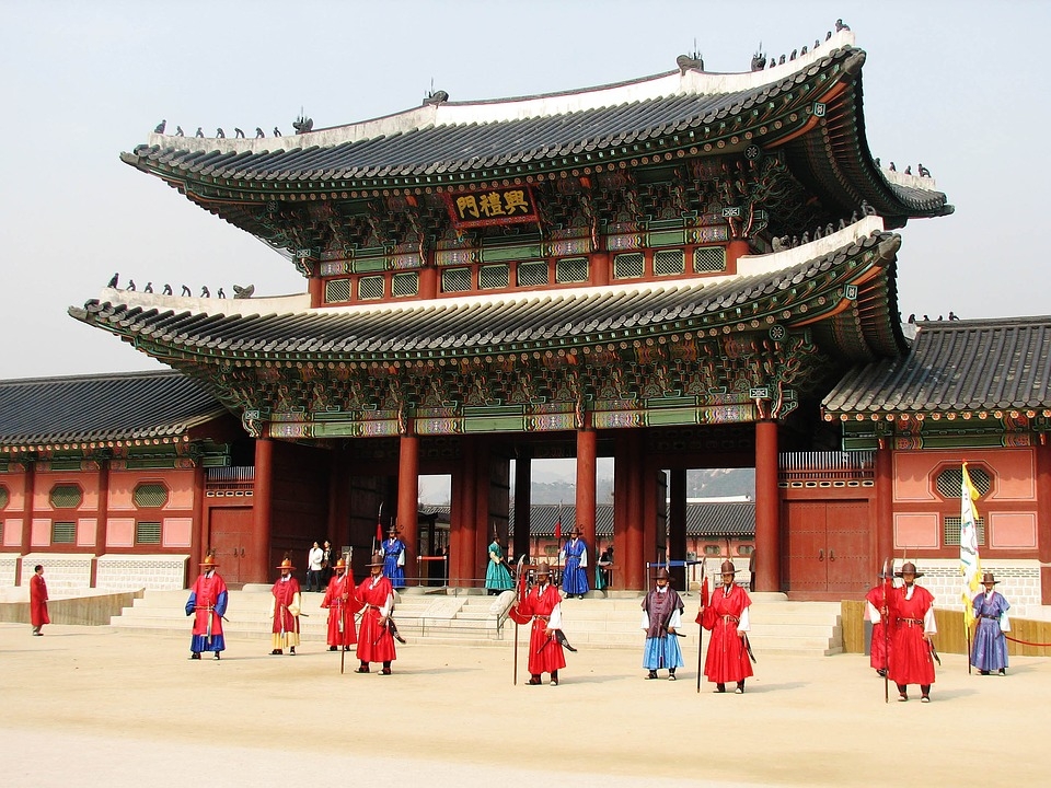 seoul gyeongbok-palace-2.jpg